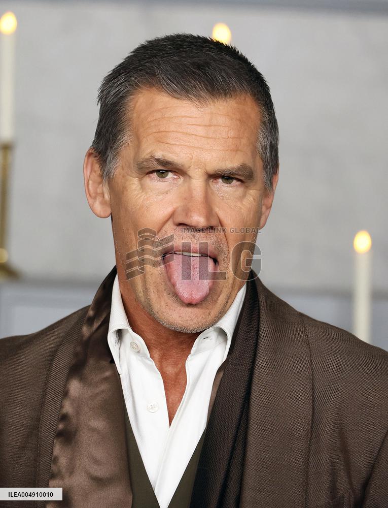 Wake Up Dead Man A Knives Out Mystery Premiere - LA