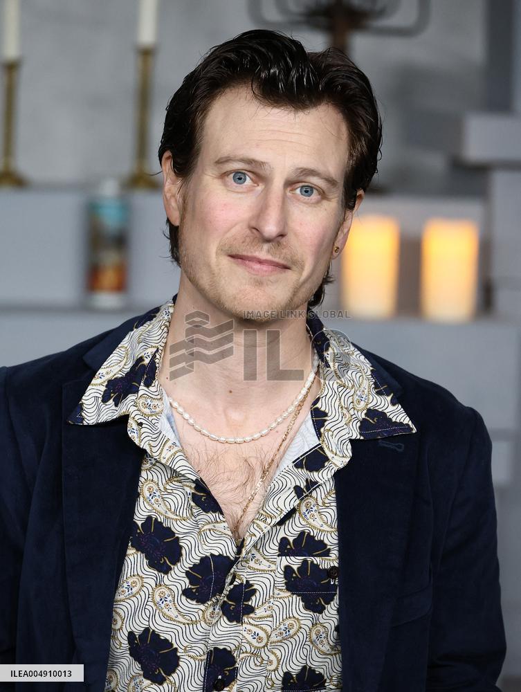 Wake Up Dead Man A Knives Out Mystery Premiere - LA