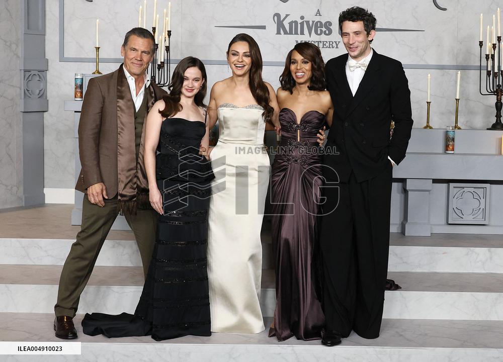 Wake Up Dead Man A Knives Out Mystery Premiere - LA