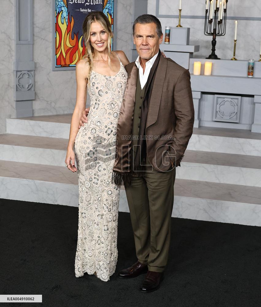 Wake Up Dead Man A Knives Out Mystery Premiere - LA