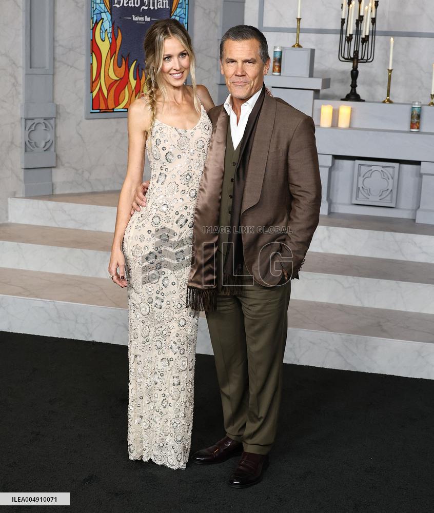 Wake Up Dead Man A Knives Out Mystery Premiere - LA