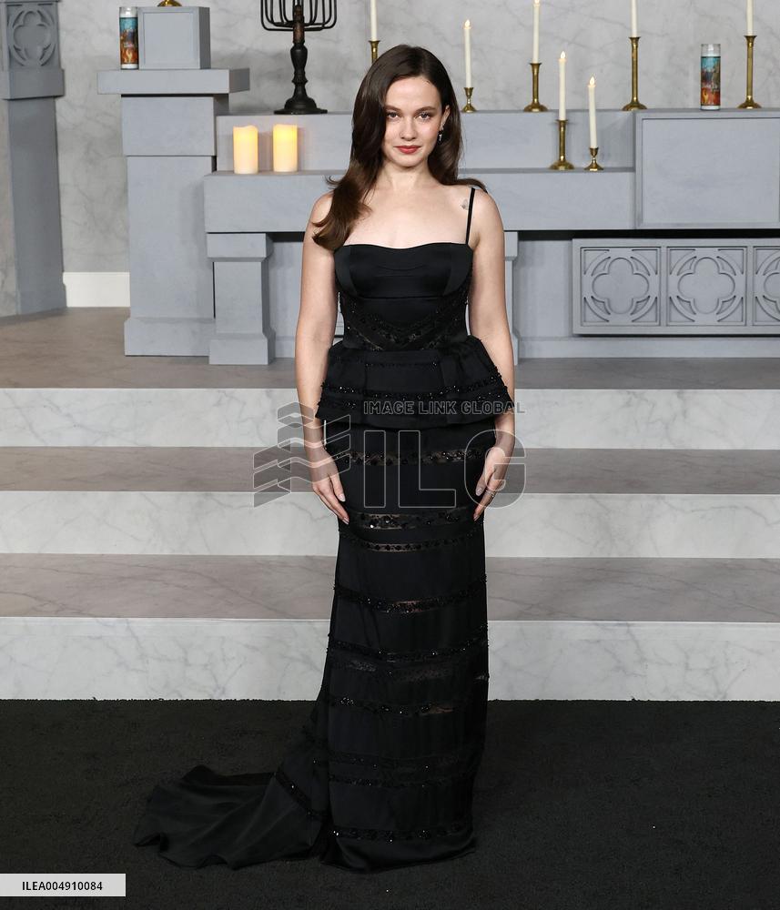 Wake Up Dead Man A Knives Out Mystery Premiere - LA