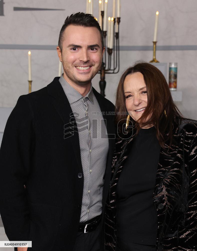 Wake Up Dead Man A Knives Out Mystery Premiere - LA