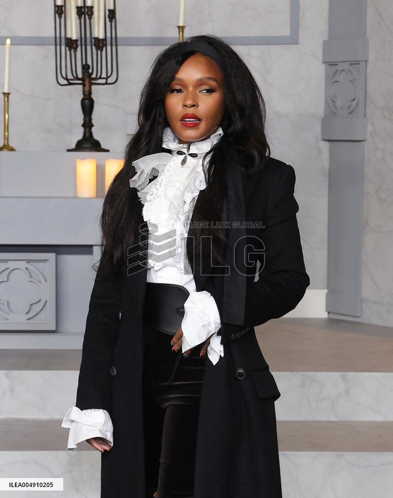 Wake Up Dead Man A Knives Out Mystery Premiere - LA