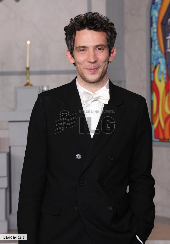 Wake Up Dead Man A Knives Out Mystery Premiere - LA