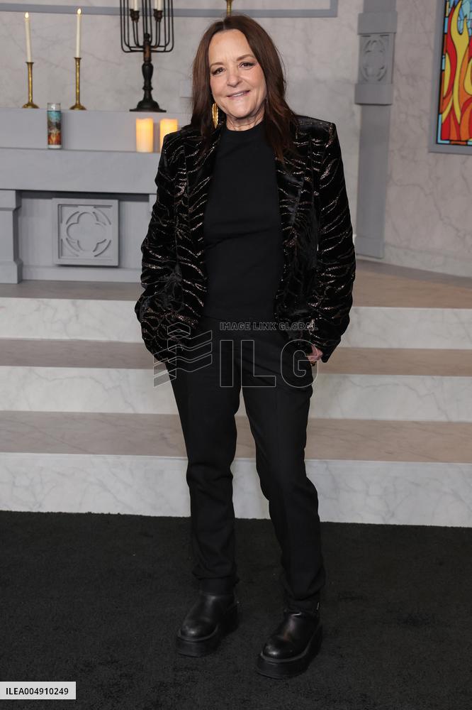 Wake Up Dead Man A Knives Out Mystery Premiere - LA