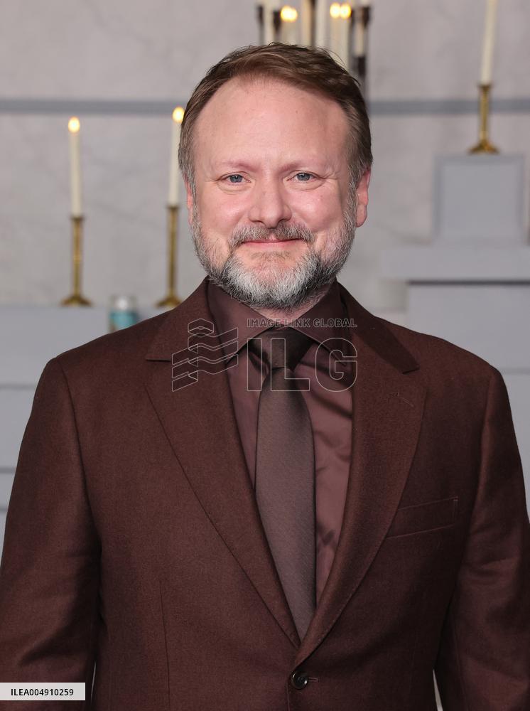 Wake Up Dead Man A Knives Out Mystery Premiere - LA