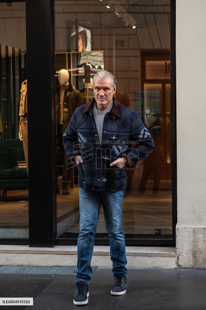 Dolph Lundgren Shopping - Milan