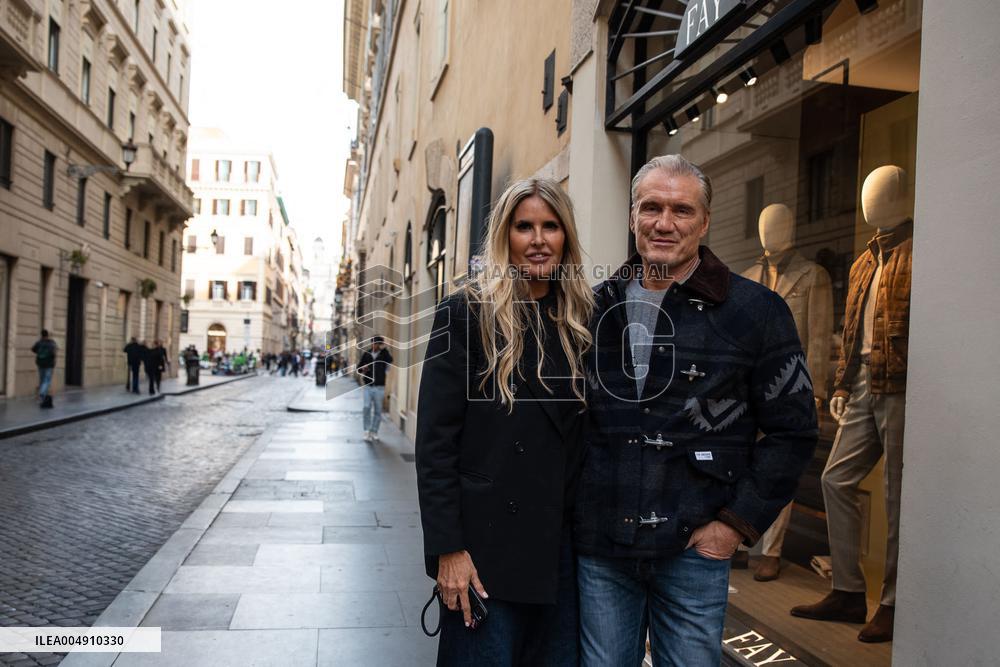 Dolph Lundgren Shopping - Milan