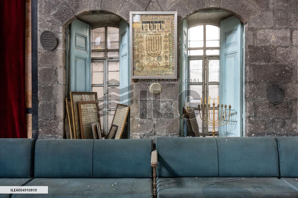 Inside the Last Synagogue of Syria - Damascus