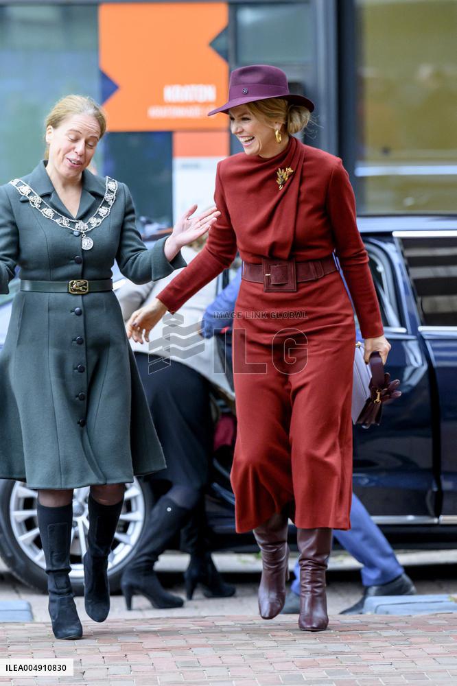 Queen Maxima Opens Circular Wooden Residential Building - Rotterdam