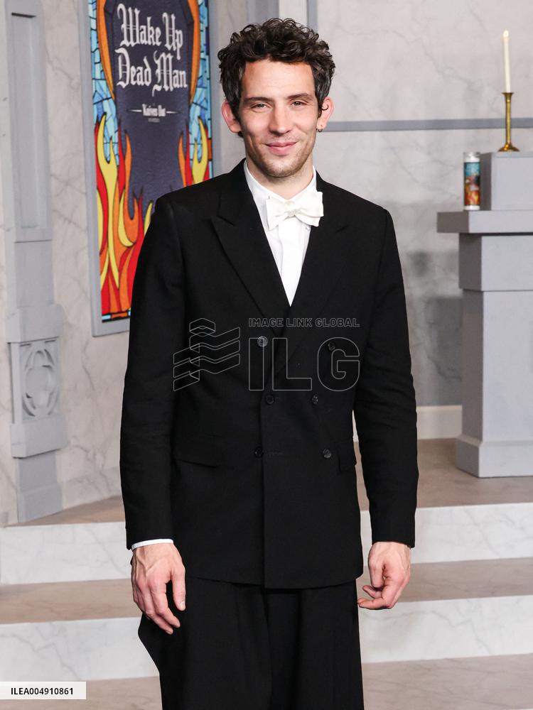 Wake Up Dead Man: A Knives Out Mystery Premiere - Paris