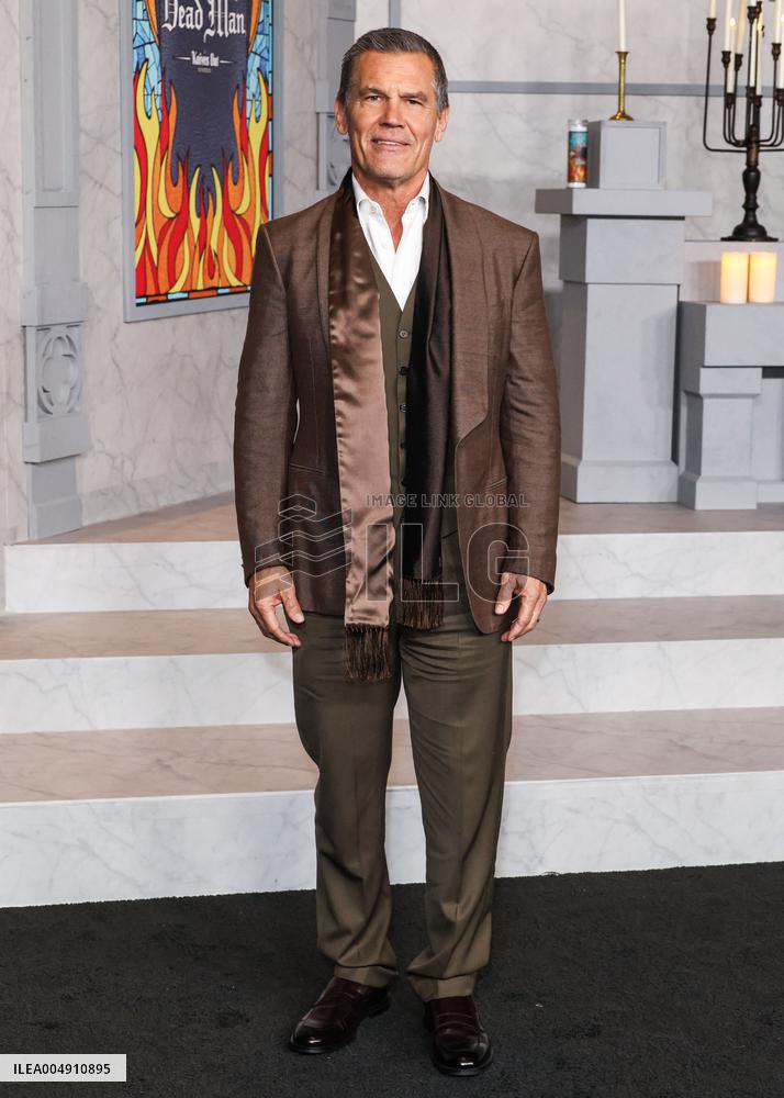 Wake Up Dead Man: A Knives Out Mystery Premiere - Paris