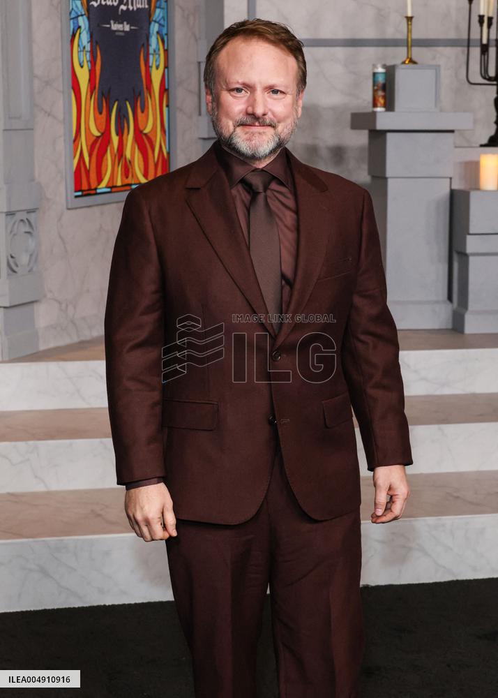 Wake Up Dead Man: A Knives Out Mystery Premiere - Paris