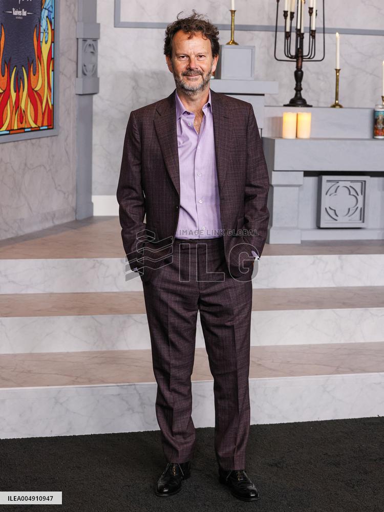 Wake Up Dead Man: A Knives Out Mystery Premiere - Paris