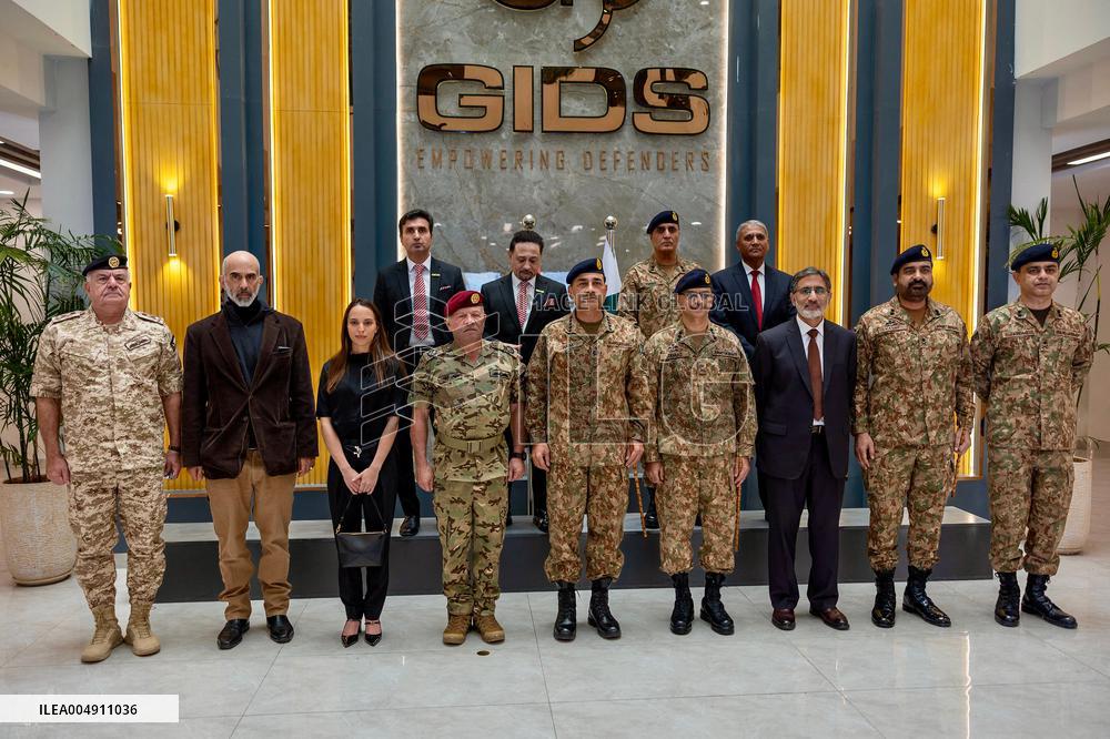 Princess Salma of Jordan on Visit with Father King Abdullah II - Asia