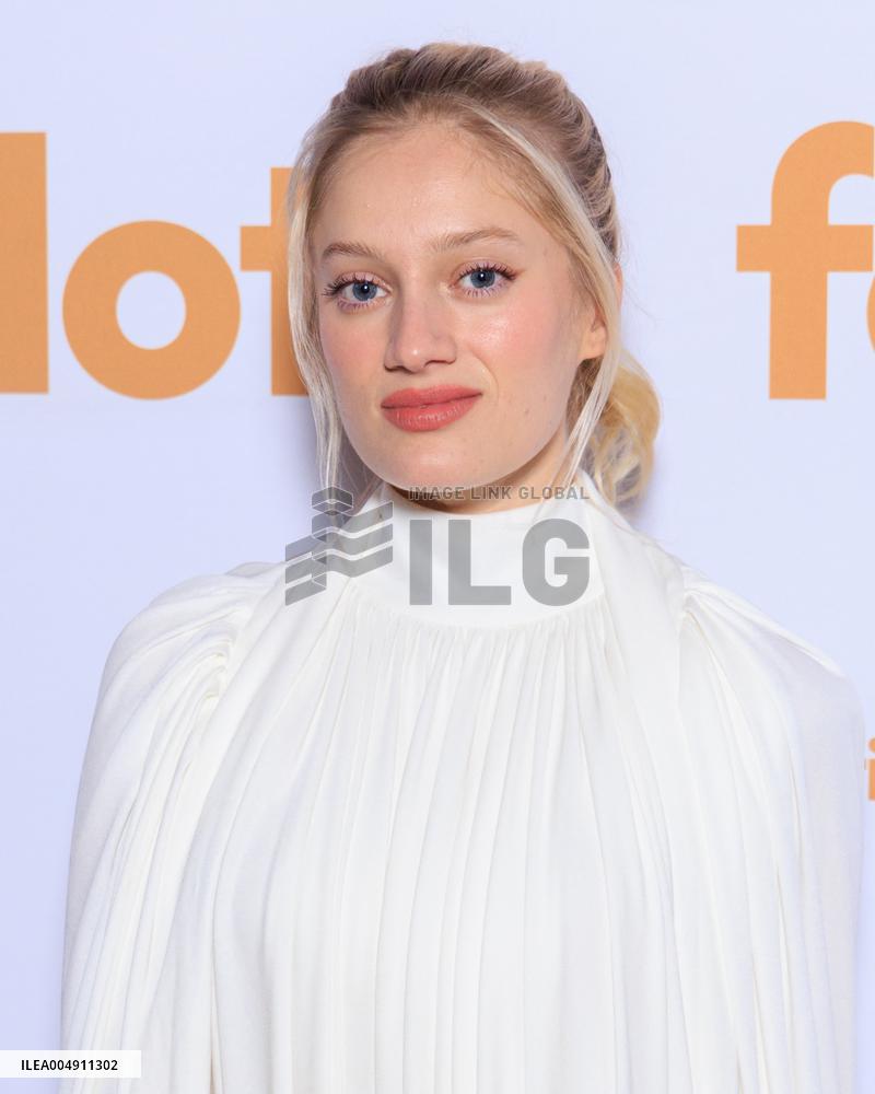 Soiree De Gala Fondation Chaillot Photocall - Paris