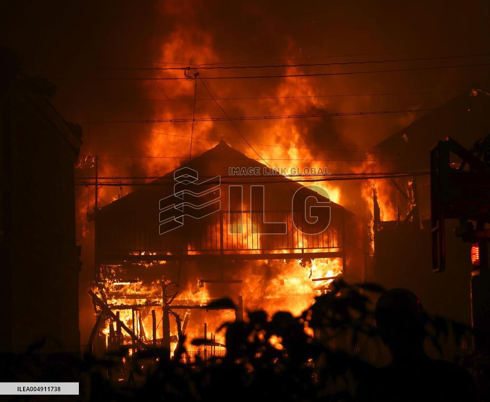 Massive fire in southwestern Japan