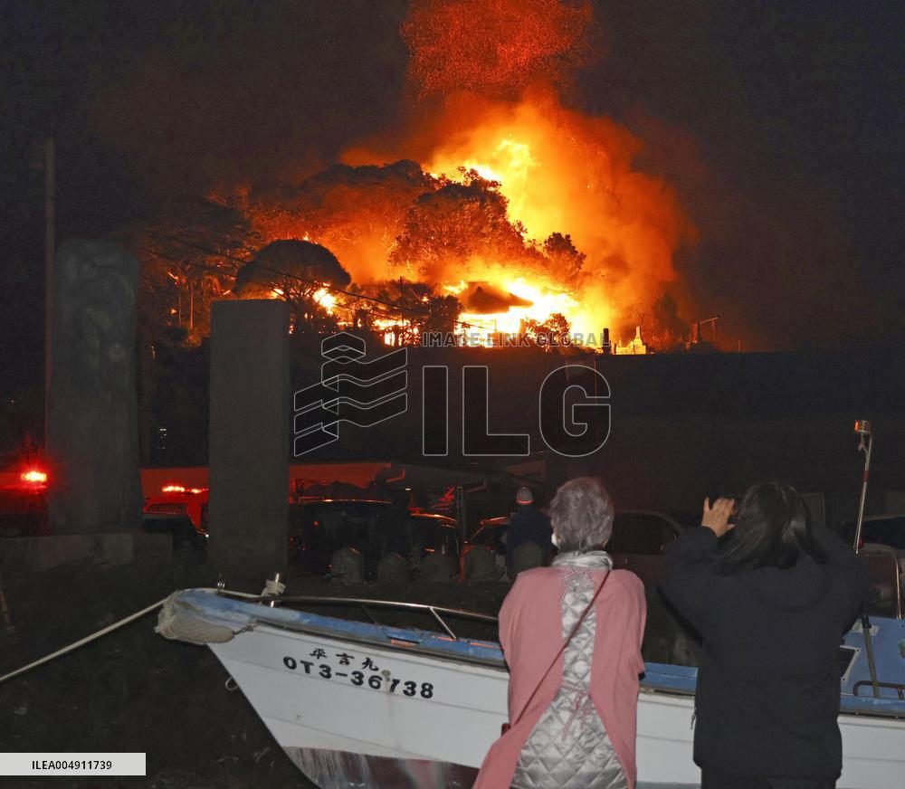 Massive fire in southwestern Japan
