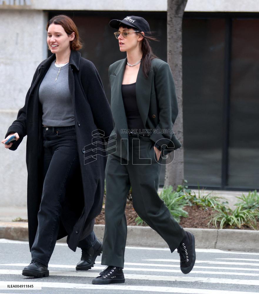 Kristen Stewart Out - NYC