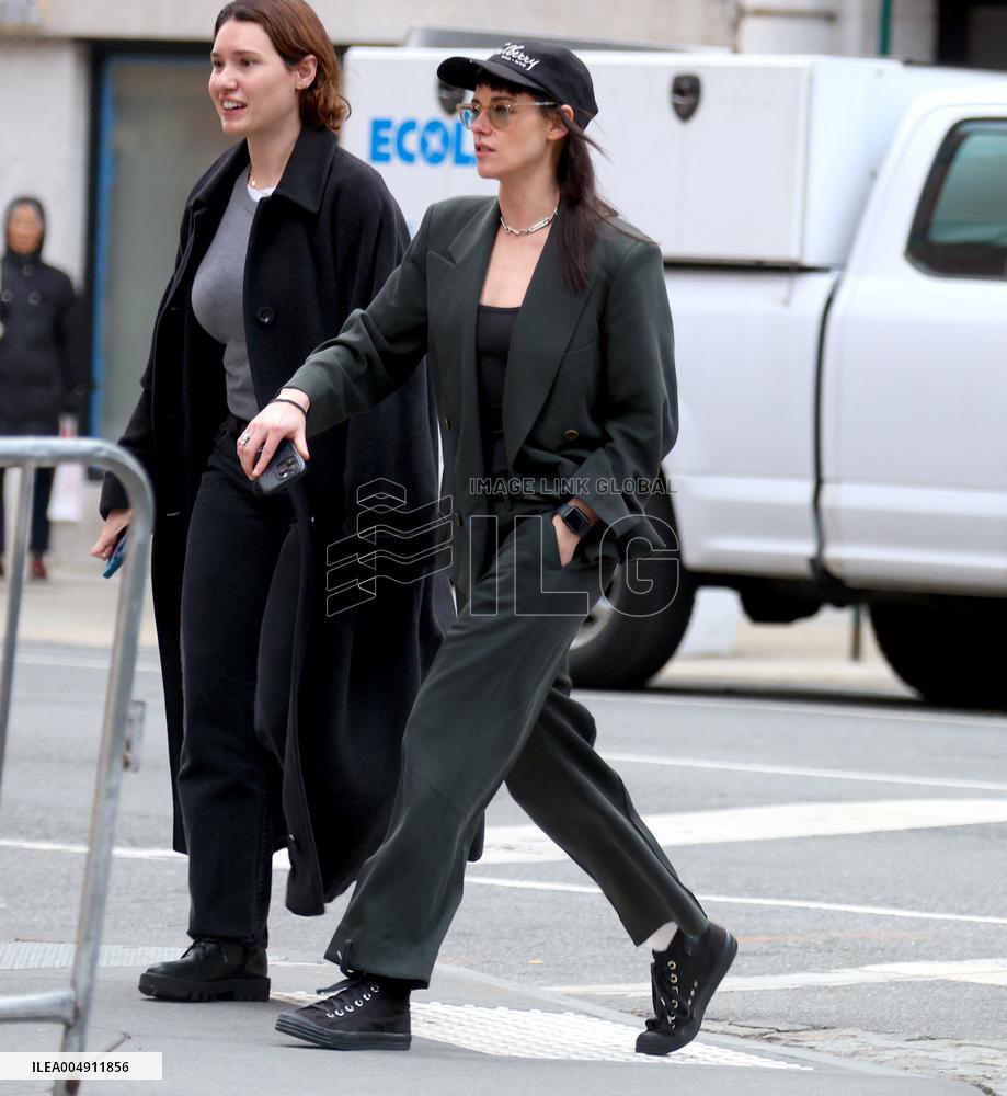 Kristen Stewart Out - NYC