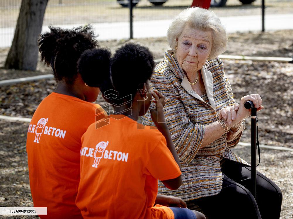 Princess Beatrix Visits Bonaire