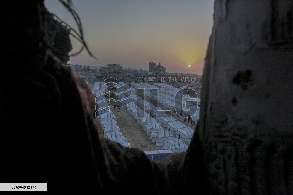 Egypt Builds Camp In Central Gaza