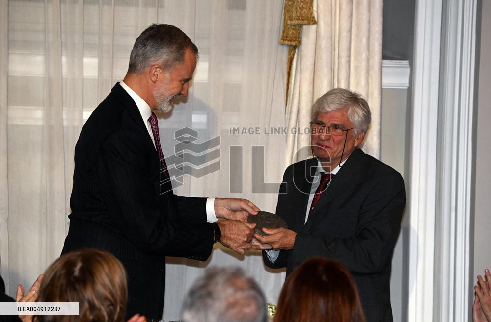 King Felipe VI And Queen Letizia At Francisco Cerecedo Awards - Madrid