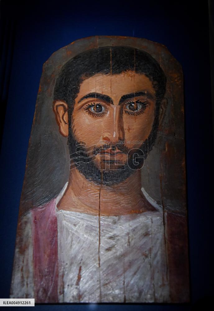 Mummies at the Museum of Mankind - Paris