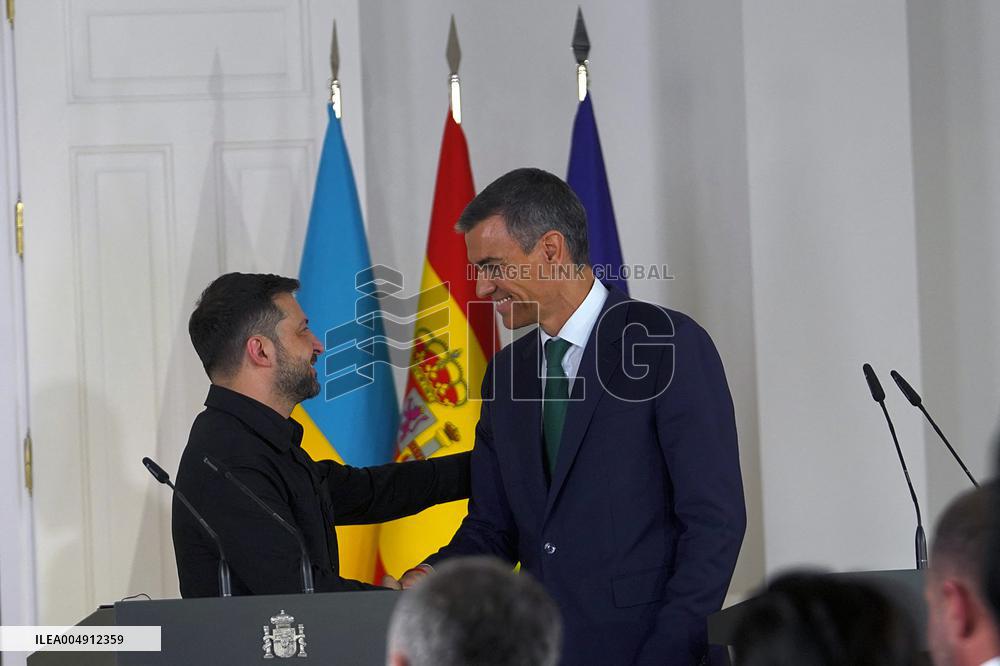 Sanchez Welcomes Zelenski - Madrid