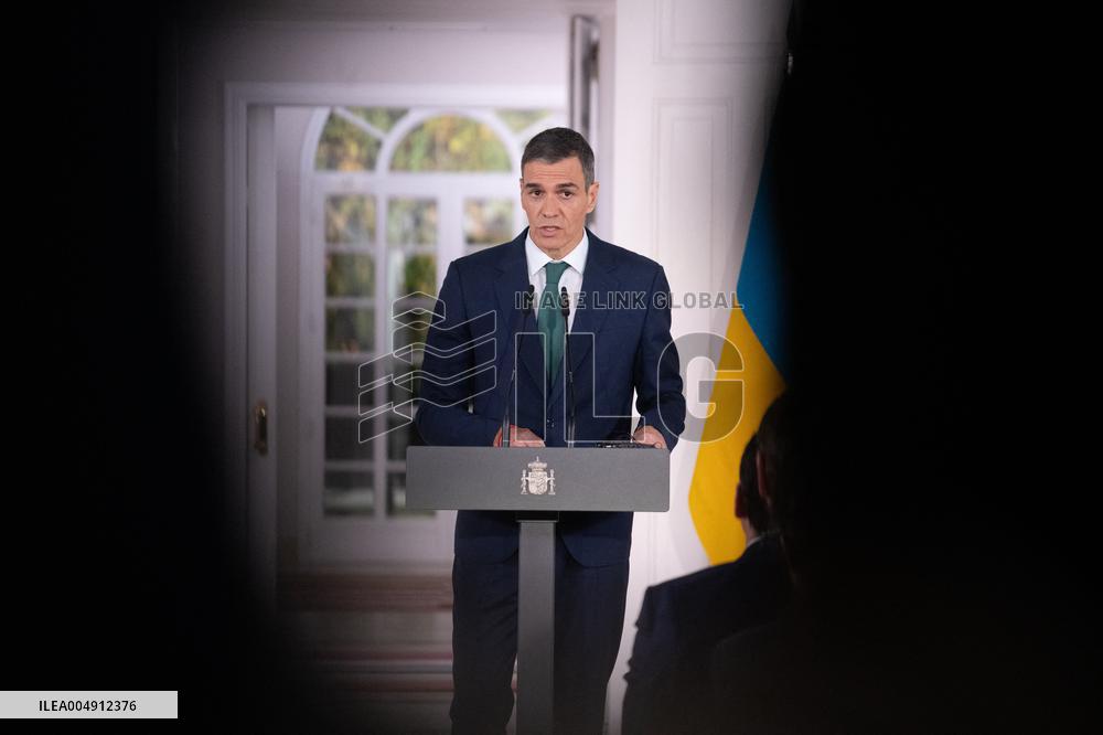 Sanchez Welcomes Zelenski - Madrid