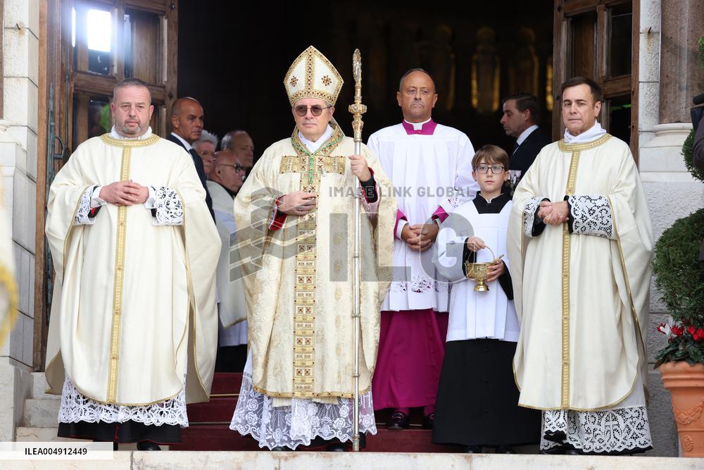 NO TABLOIDS - Monaco National Day Celebrations - Cathedral