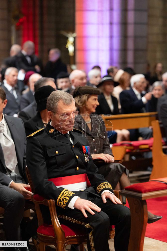 NO TABLOIDS - Monaco National Day Celebrations - Cathedral