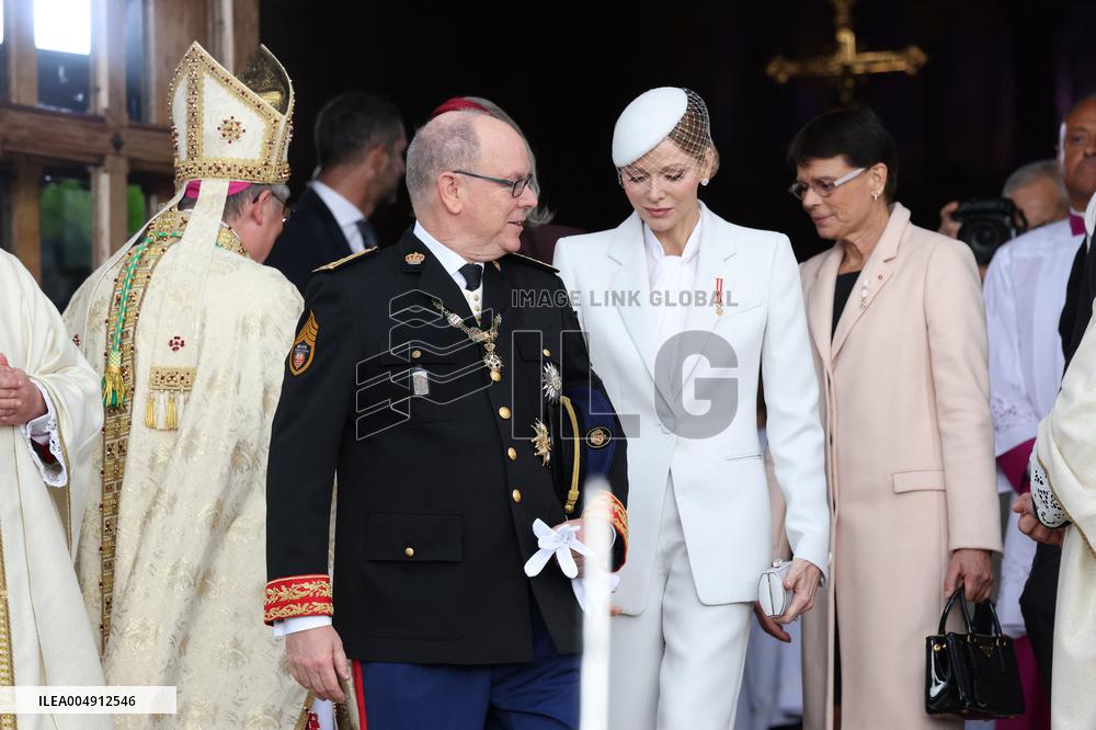 NO TABLOIDS - Monaco National Day Celebrations - Cathedral