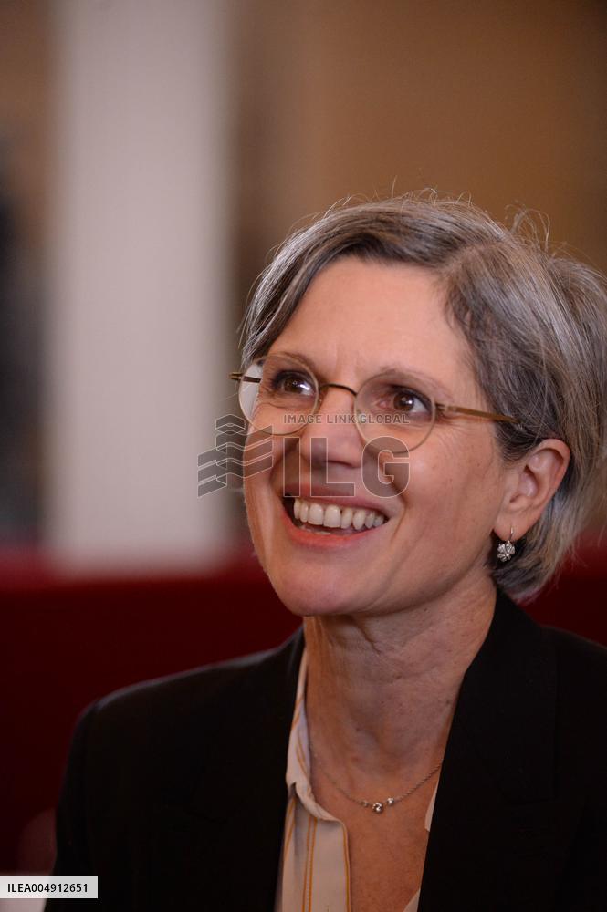 Questions To The Government - Paris