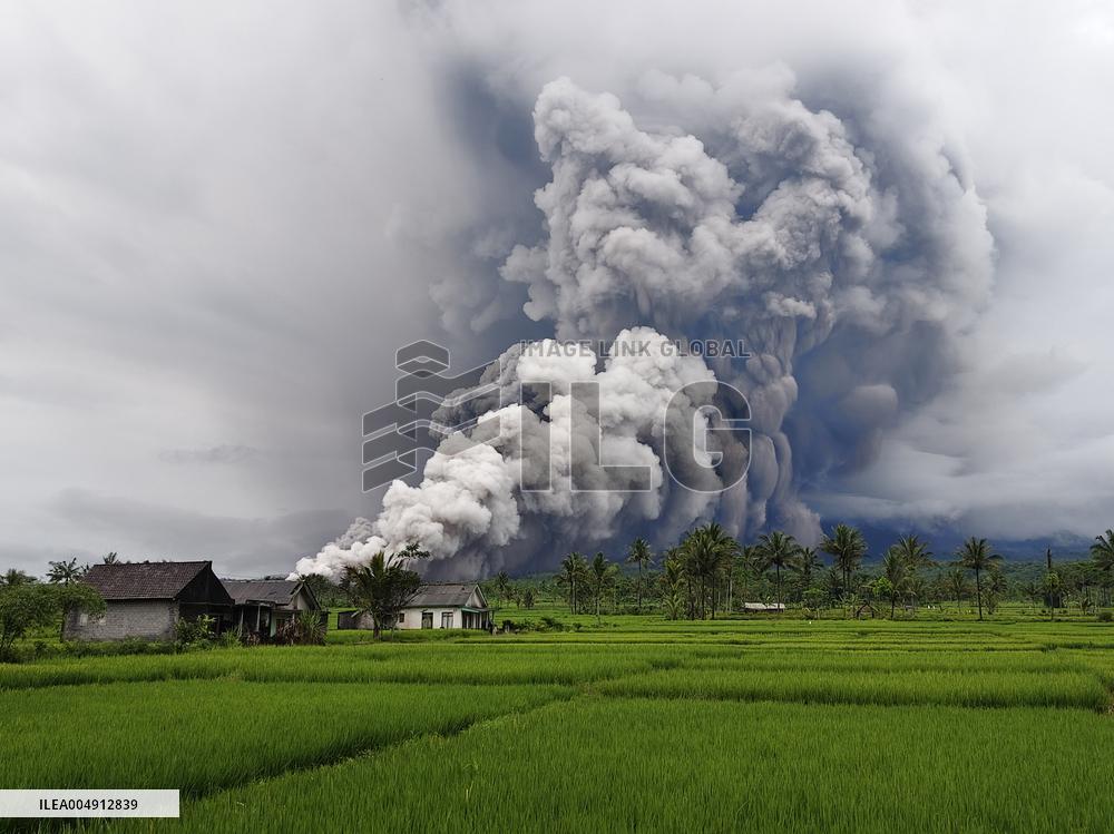 Indonesia’s Semeru Volcano Erupts