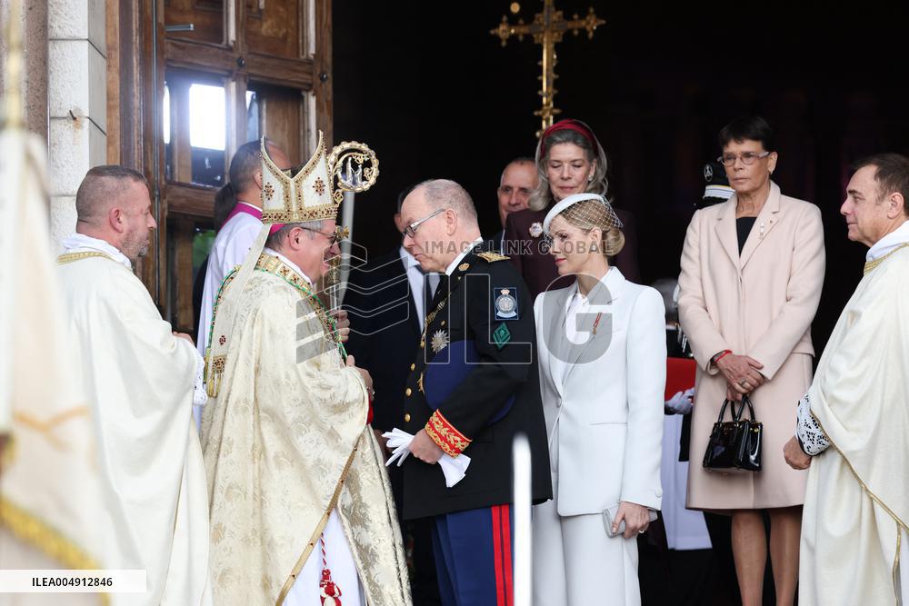 NO TABLOIDS - Monaco National Day Celebrations - Cathedral