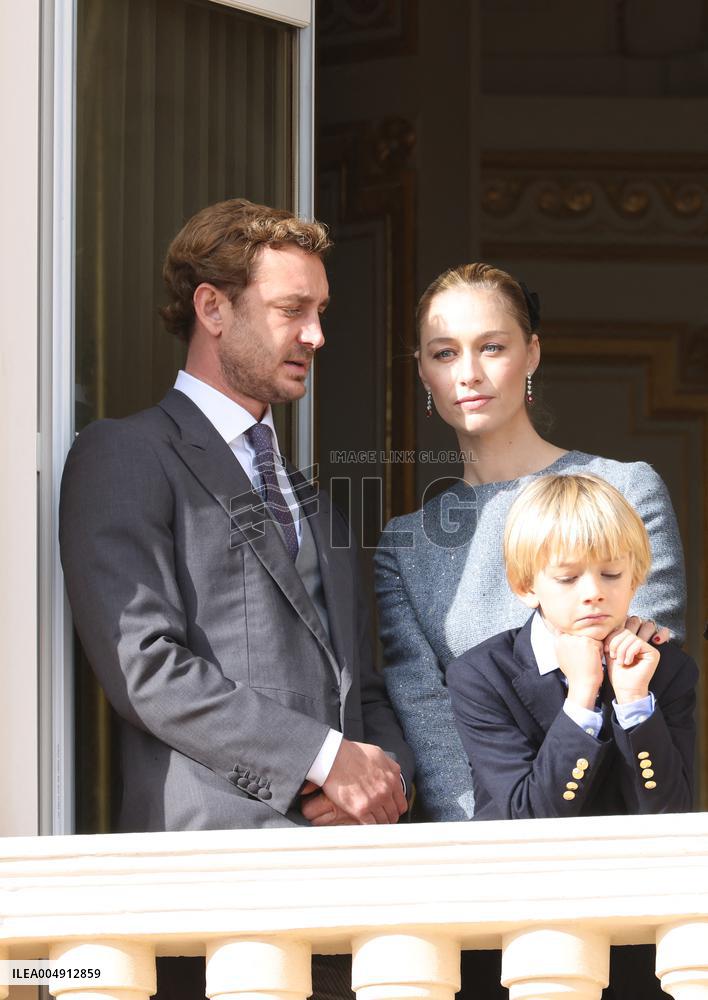 NO TABLOIDS - Monaco National Day Celebrations - Balcony