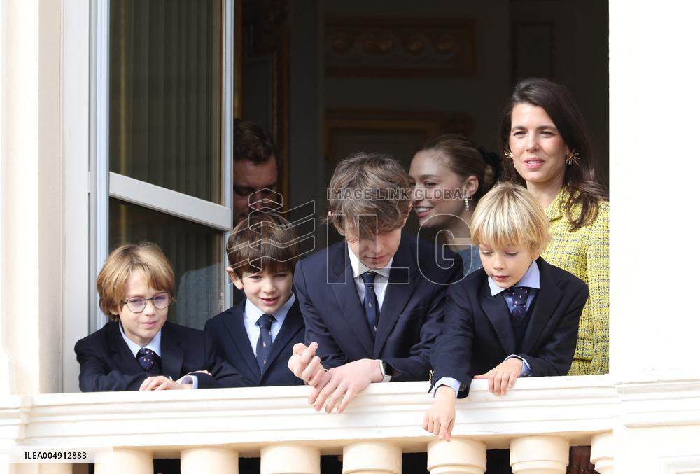 NO TABLOIDS - Monaco National Day Celebrations - Balcony