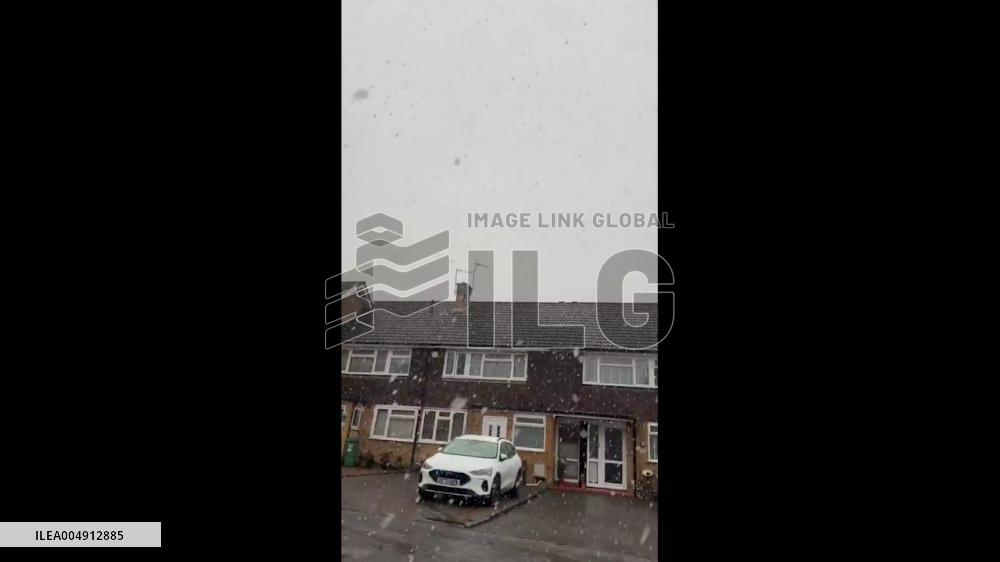 UK: Snow Blankets Country as Arctic Air Arrives 3