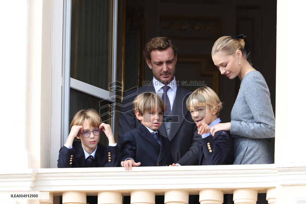NO TABLOIDS - Monaco National Day Celebrations - Balcony
