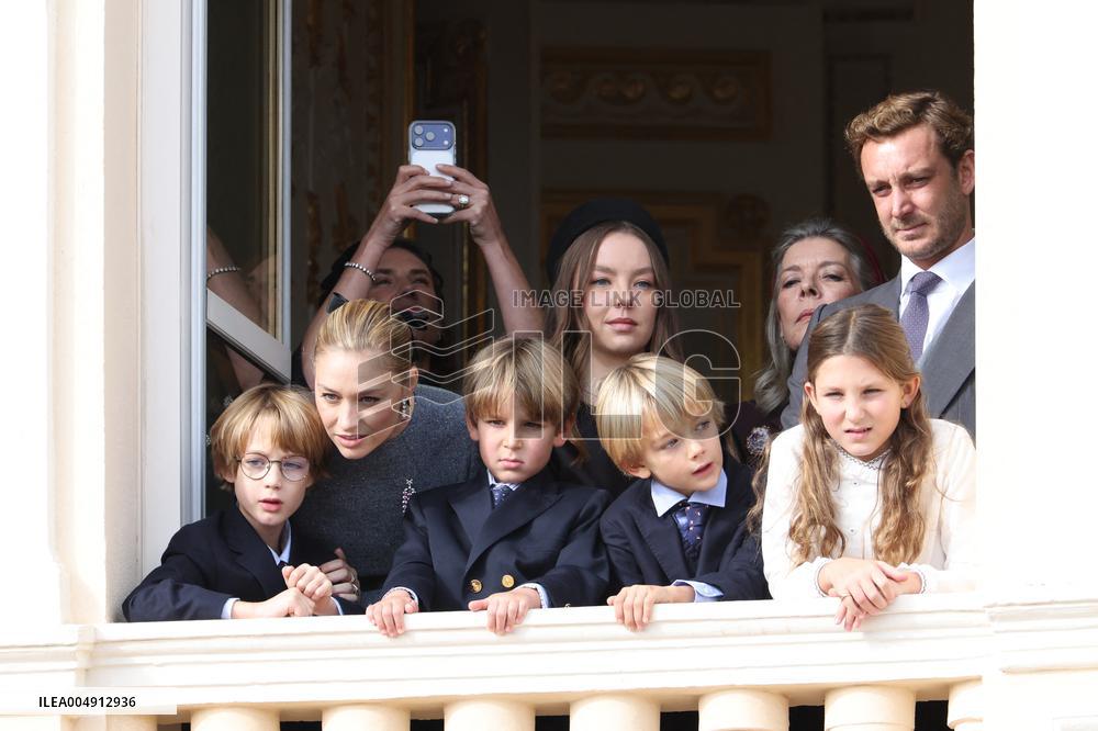 NO TABLOIDS - Monaco National Day Celebrations - Balcony