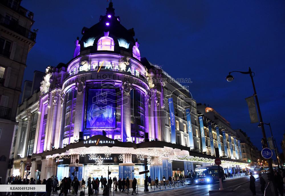 Chrismas Opening At BHV Store - Paris