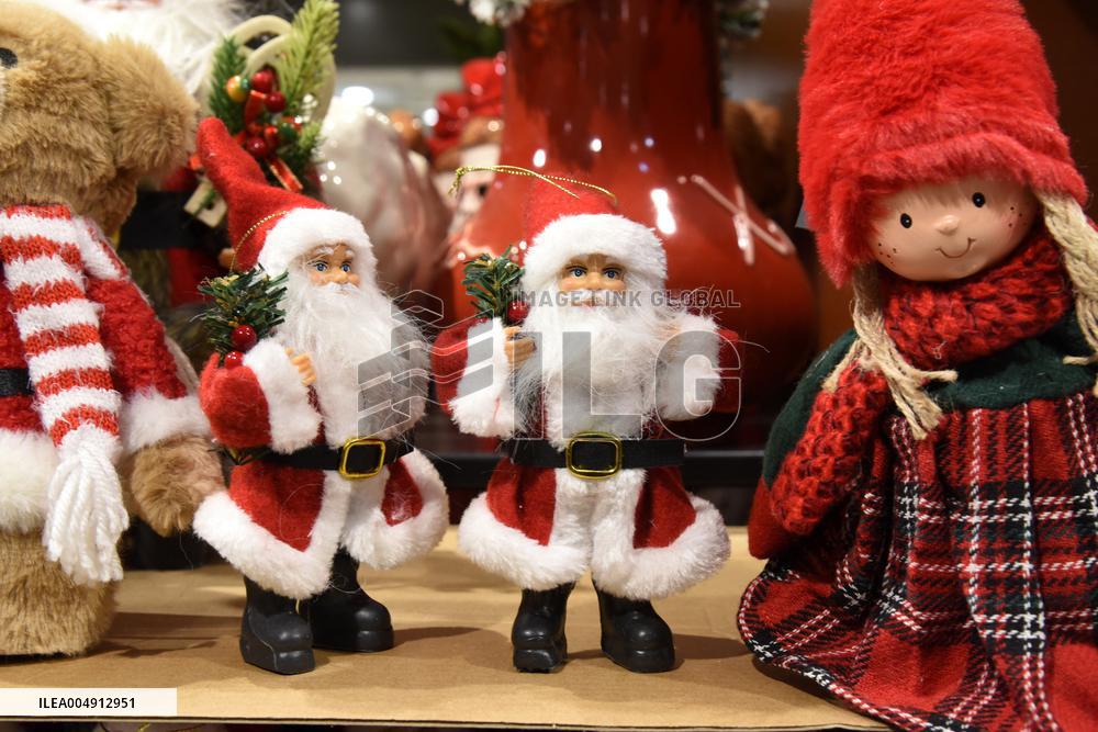 Chrismas Opening At BHV Store - Paris