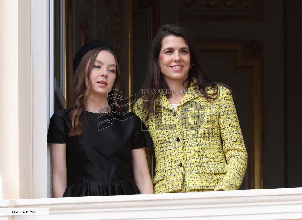 NO TABLOIDS - Monaco National Day Celebrations - Balcony