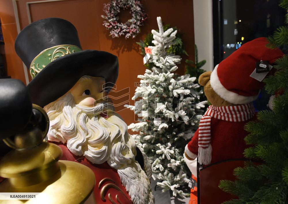 Chrismas Opening At BHV Store - Paris