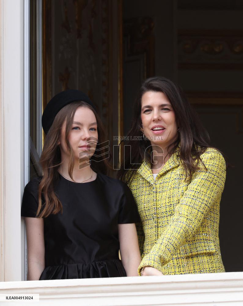 NO TABLOIDS - Monaco National Day Celebrations - Balcony