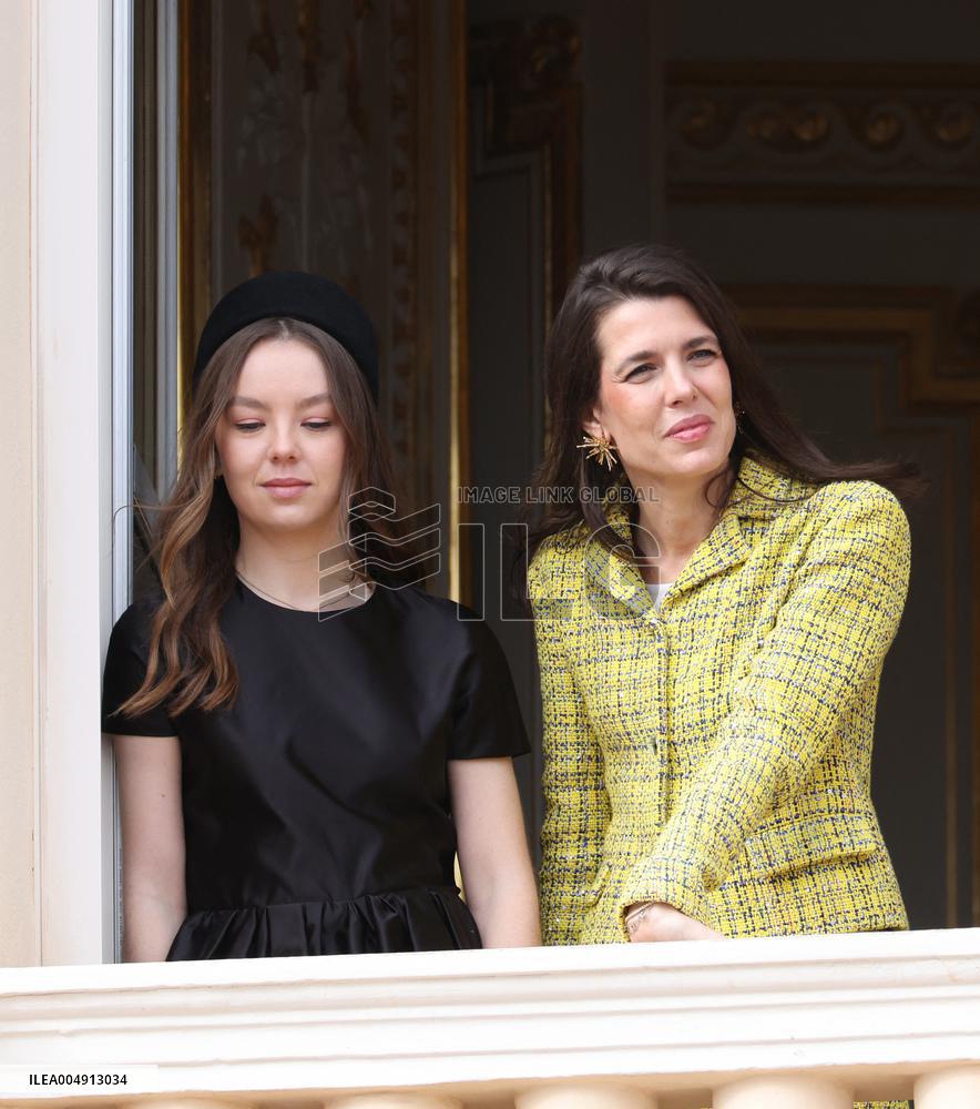 NO TABLOIDS - Monaco National Day Celebrations - Balcony