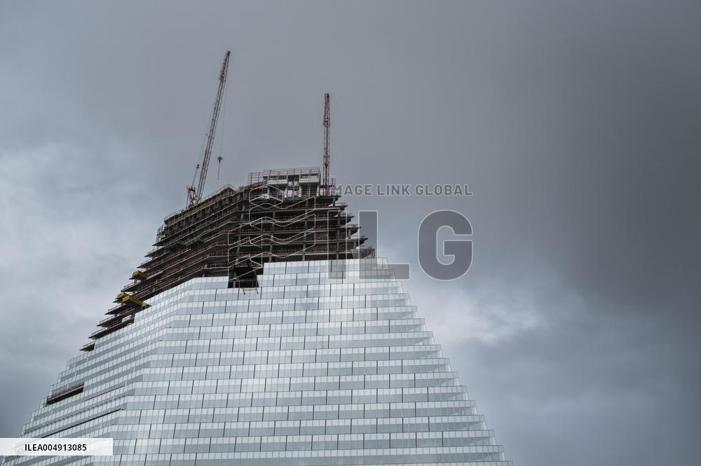 Illustration of the Triangle Tower - Paris