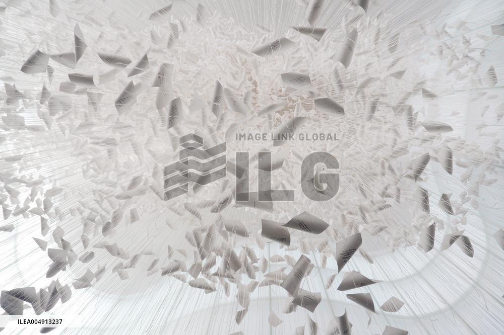 Chiharu Shiota's Art Installation Moment the Snow Melts at Mudec - Milan